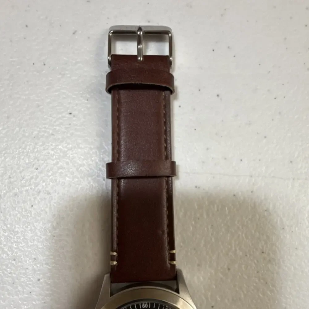 Elevon Men's Watch Black Dial 42mm Case New Band & Battery 22mm Leather (B26)